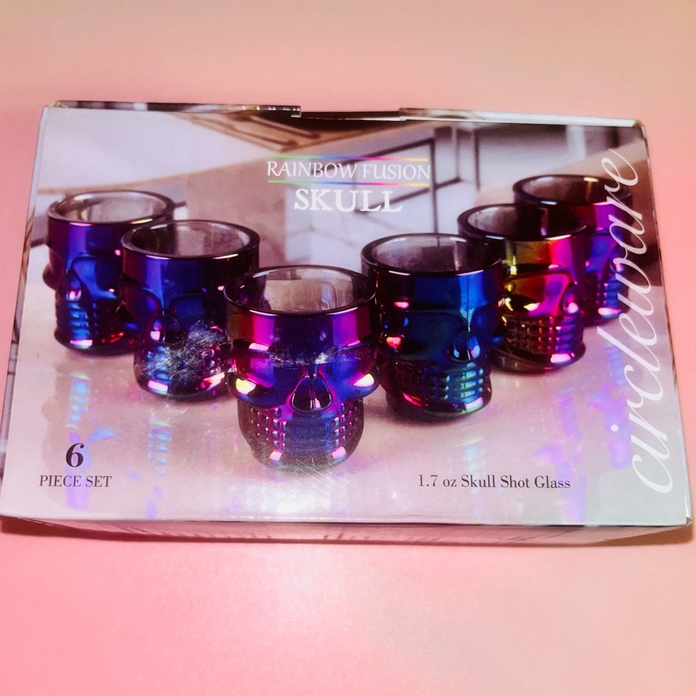 6 Iridescent Skull Shot Glasses by Circleware Rainbow Fusion - Picture 4 of 16